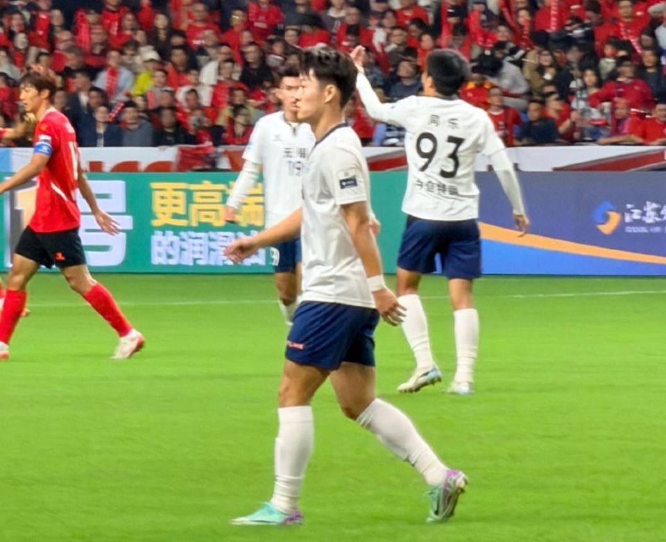 个点球, lzG, 打偏了