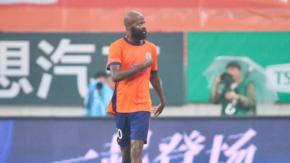 青岛海牛派, 刘若钒组成, 港就依靠加 青岛海牛派, 刘若钒组成, 港就依靠加